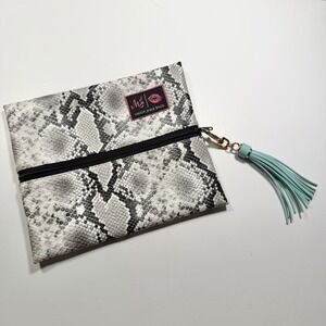 Makeup‎ Junkie Bag Black White Snake Print NEW Blue Tassel